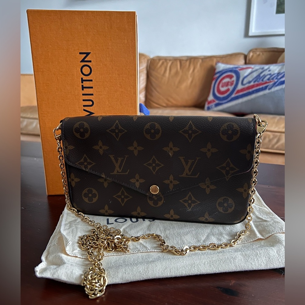 Authentic Louis Vuitton Felicia Pochette